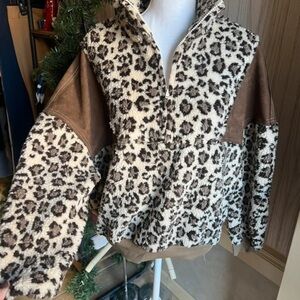 Leopard Print Fleece Utility Jacket